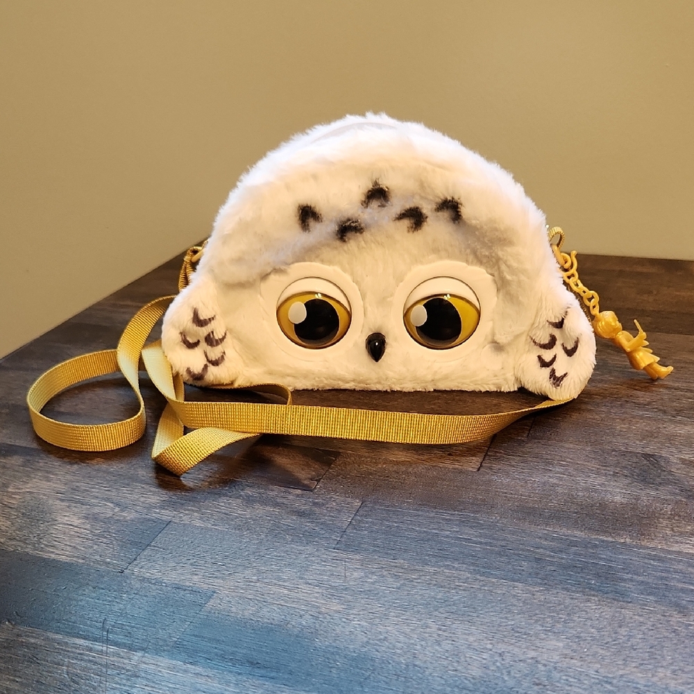 Wizarding World Harry Potter Hedwig Interactive Owl Purse Pets